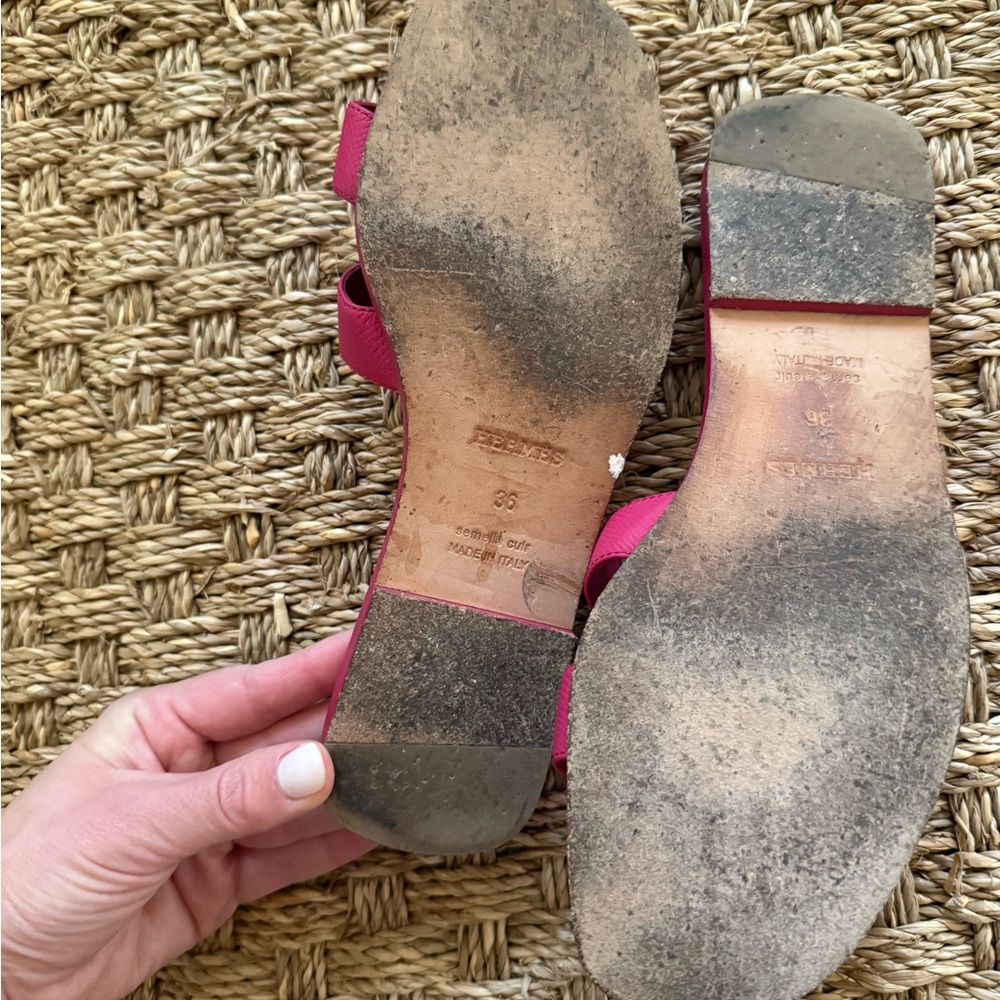 Hermes pink Oran sandals - Picture 3 of 3